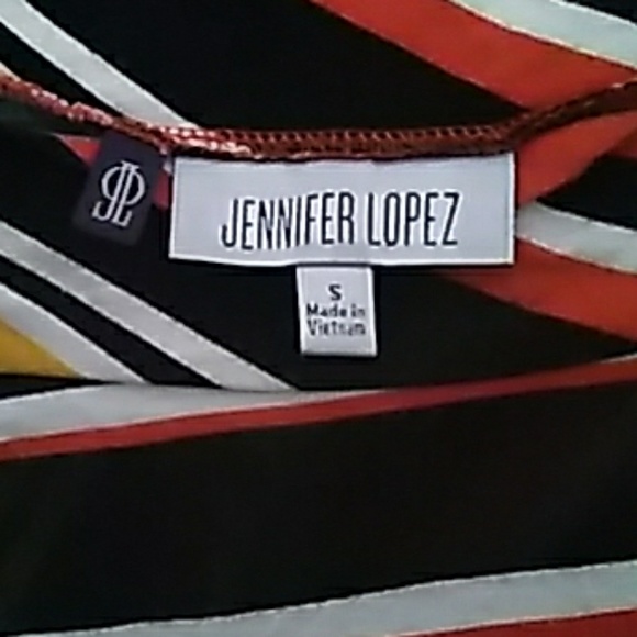 Jennifer Lopez Outfit, Shirt & Jeans!! - Picture 2 of 2